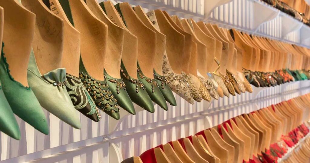 museo salvatore ferragamo allestimento scarpe